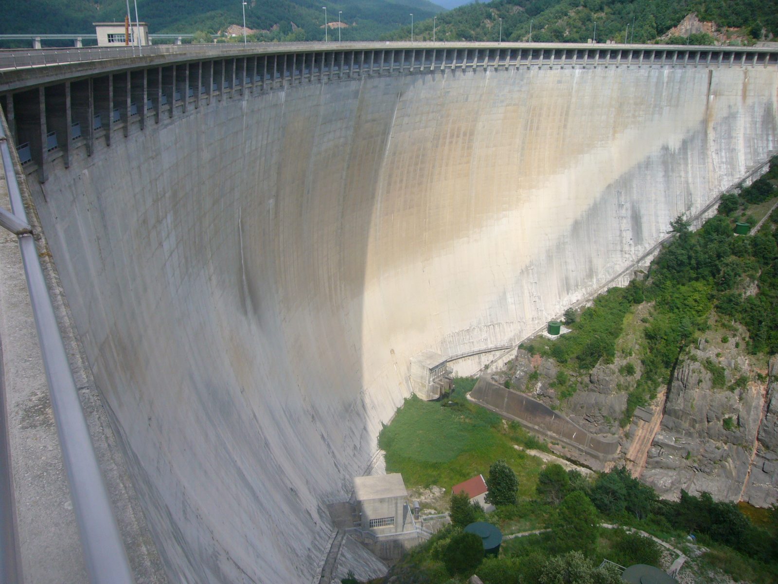 Pantà de la Baells, embalse del río Llobregat que abastece de agua a Barcelona