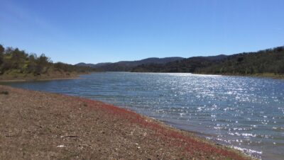 Embalse de La Minilla, en la Sierra Norte de Sevilla, uno de los seis embalses que abastecen de agua a la ciudad