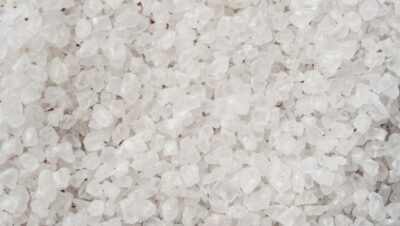 Cristales de sal gruesa para descalcificador de agua